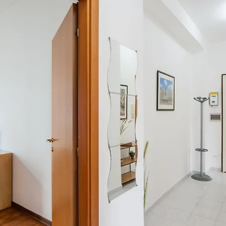 Myhome * Μιλάνο